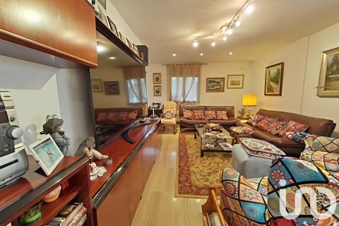 6 bedrooms house for sale in Alpicat, Lleida, Catalonia, Spain № 4799 - photo 22