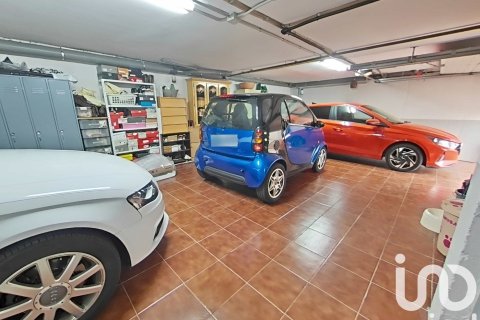 6 bedrooms house for sale in Alpicat, Lleida, Catalonia, Spain № 4799 - photo 23