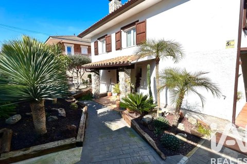 Сasa de 3 dormitorios en venta en Llica D'amunt, Barcelona, Cataluña, Spain № 7515 - foto 13