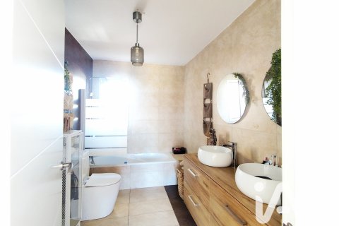 6 bedrooms townhouse for sale in Sant Pere de Ribes, Barcelona, Catalonia, Spain № 7513 - photo 7