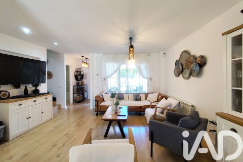 6 bedrooms townhouse for sale in Sant Pere de Ribes, Barcelona, Catalonia, Spain № 7513 - photo 22