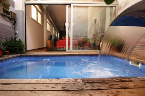 3 bedrooms apartment for sale in Barcelona, Catalonia, Spain № 8286 - photo 4