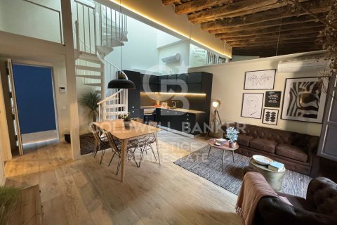 2 bedrooms apartment for sale in Barcelona, Catalonia, Spain № 6075 - photo 2