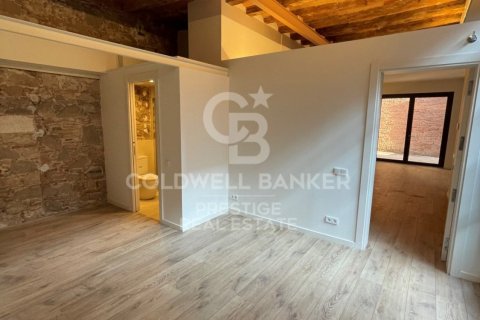 2 bedrooms apartment for sale in Barcelona, Catalonia, Spain № 6075 - photo 6