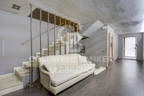 354 sq.m. duplex for sale in Barcelona, Catalonia, Spain № 6073 - photo 17