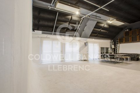 354 sq.m. duplex for sale in Barcelona, Catalonia, Spain № 6073 - photo 30