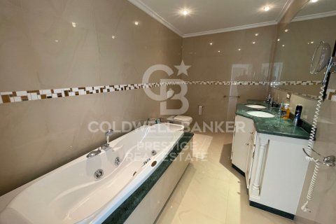 6 bedrooms villa for sale in Lloret de Mar, Girona, Catalonia, Spain № 6074 - photo 16