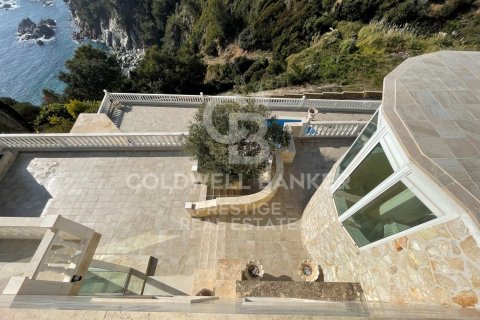 6 bedrooms villa for sale in Lloret de Mar, Girona, Catalonia, Spain № 6074 - photo 3