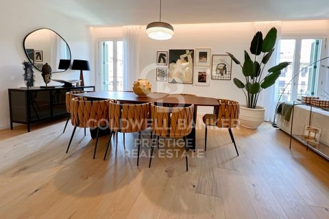 Купить квартиру в Барселона, Испания с 2 спальни, 96м², № 5989 - фото 4