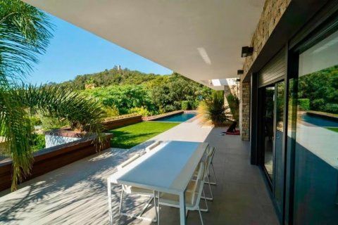 Купить виллу в Барселона, Испания с 5 спален, 507м², № 1805 - фото 8