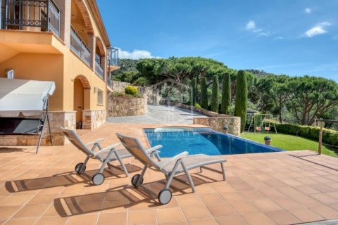 Купить виллу в Пладжа-де-Аро, Испания с 5 спален, 320м², № 931 - фото 5