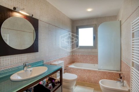 Купить виллу в Пладжа-де-Аро, Испания с 5 спален, 320м², № 931 - фото 26