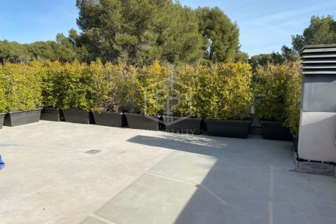 Купить виллу в Кастельдефельс, Испания с 5 спален, 340м², № 928 - фото 18