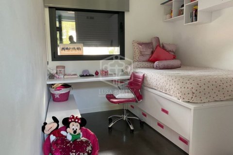 Купить виллу в Кастельдефельс, Испания с 5 спален, 340м², № 928 - фото 10