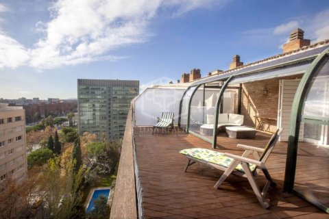 Купить квартиру в Барселона, Испания с 5 спален, 295м², № 929 - фото 30