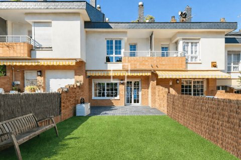 4 chambres villa à vendre à Sant Cugat Del Valles, Barcelona, Catalonia, Spain № 3836