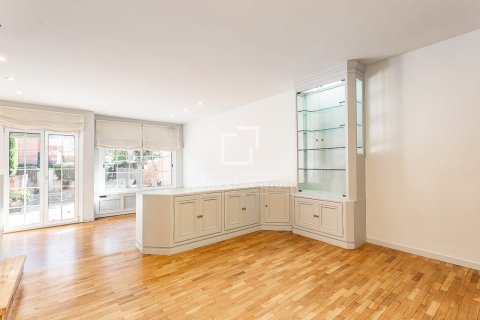 4 chambres villa à vendre à Sant Cugat Del Valles, Barcelona, Catalonia, Spain № 3836 - photo 3