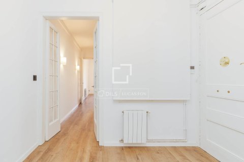 3 bedrooms apartment for sale in Barcelona, Catalonia, Spain № 3835 - photo 18