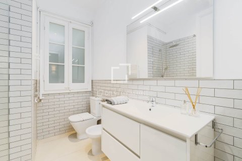 3 bedrooms apartment for sale in Barcelona, Catalonia, Spain № 3835 - photo 11