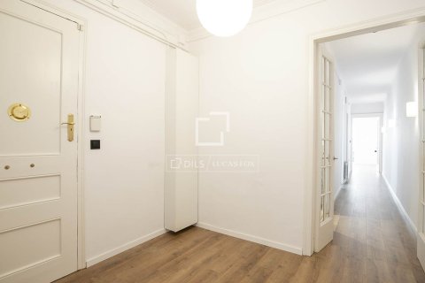 3 chambres apartment à vendre à Barcelona, Catalonia, Spain № 3835 - photo 5