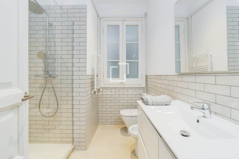 3 bedrooms apartment for sale in Barcelona, Catalonia, Spain № 3835 - photo 12