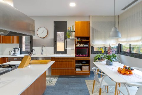 6 chambres villa à vendre à Sant Vicenc De Montalt, Barcelona, Catalonia, Spain № 3830 - photo 17