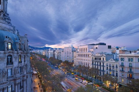 Купить квартиру в Барселона, Испания с 4 комнаты, № 1770 - фото 8