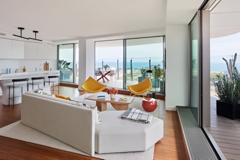 Купить квартиру в Барселона, Испания с 5 комнат, № 1771 - фото 5