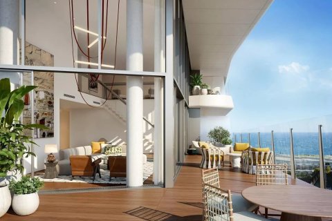 Купить квартиру в Барселона, Испания с 5 комнат, № 1771 - фото 2