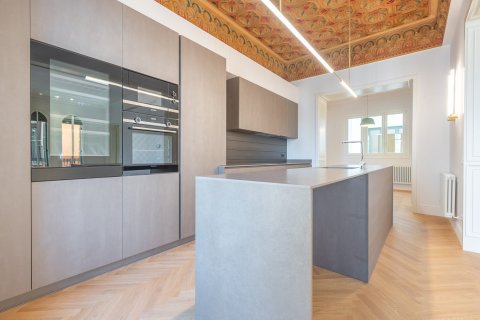 2 chambres apartment à vendre à Barcelona, Catalonia, Spain № 1768 - photo 2