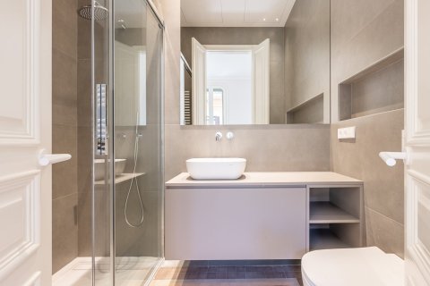 2 chambres apartment à vendre à Barcelona, Catalonia, Spain № 1768 - photo 9