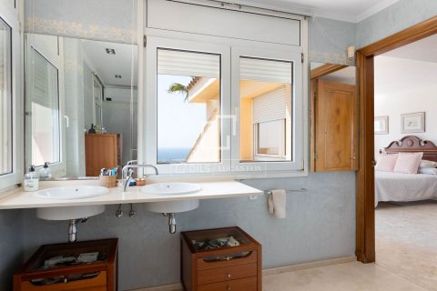 9 chambres villa à vendre à Tiana, Barcelona, Catalonia, Spain № 3893 - photo 24