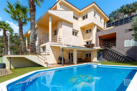 9 chambres villa à vendre à Tiana, Barcelona, Catalonia, Spain № 3893 - photo 5