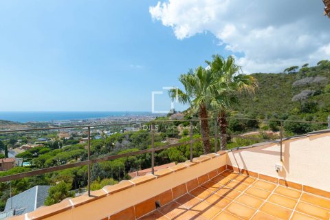 9 chambres villa à vendre à Tiana, Barcelona, Catalonia, Spain № 3893 - photo 29