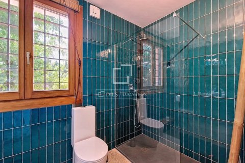 Villa de 5 dormitorios en venta en Vilanova i la Geltrú, Barcelona, Cataluña, Spain № 3899 - foto 14