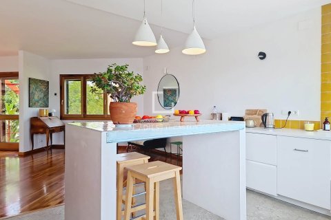 Villa de 5 dormitorios en venta en Vilanova i la Geltrú, Barcelona, Cataluña, Spain № 3899 - foto 29