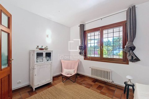 Villa de 5 dormitorios en venta en Vilanova i la Geltrú, Barcelona, Cataluña, Spain № 3899 - foto 17