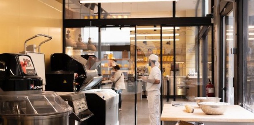 160 sq.m. cafe / restaurant for sale in Gracia, Barcelona, Catalonia, Spain № 5194