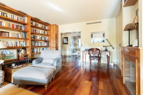 4 bedrooms apartment for sale in Barcelona, Catalonia, Spain № 5840 - photo 10
