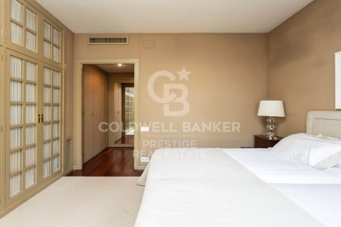 4 bedrooms apartment for sale in Barcelona, Catalonia, Spain № 5840 - photo 17