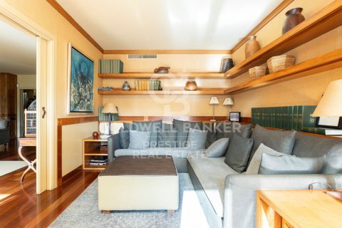 4 bedrooms apartment for sale in Barcelona, Catalonia, Spain № 5840 - photo 9