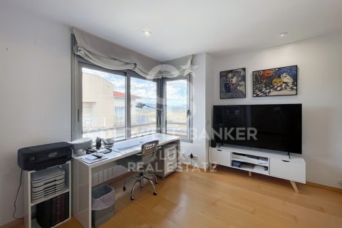 3 bedrooms penthouse for sale in Figueres, Girona, Catalonia, Spain № 5843 - photo 18