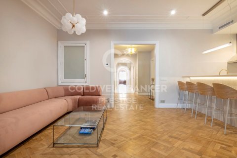 3 bedrooms apartment for sale in Barcelona, Catalonia, Spain № 5841 - photo 14