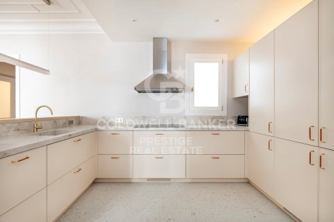 3 bedrooms apartment for sale in Barcelona, Catalonia, Spain № 5841 - photo 7