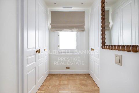 3 bedrooms apartment for sale in Barcelona, Catalonia, Spain № 5841 - photo 11