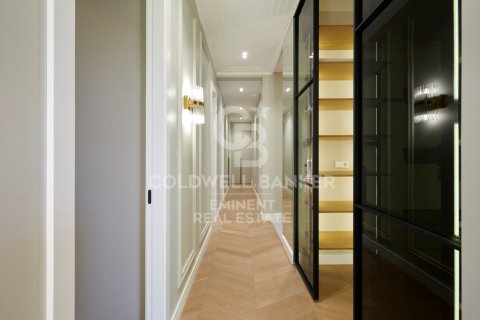 Купить квартиру в Барселона, Испания с 3 спальни, 124м², № 5842 - фото 15