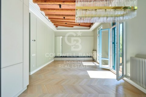 Купить квартиру в Барселона, Испания с 3 спальни, 124м², № 5842 - фото 4