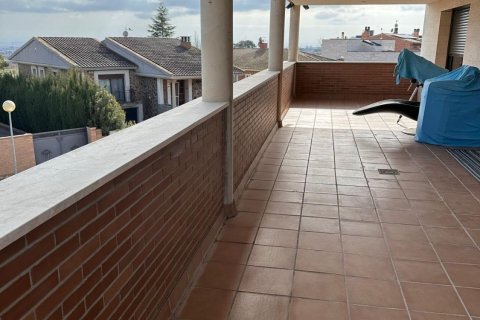 4 bedrooms villa for sale in Alpicat, Lleida, Catalonia, Spain № 5844 - photo 14