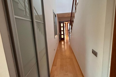 4 bedrooms villa for sale in Alpicat, Lleida, Catalonia, Spain № 5844 - photo 23