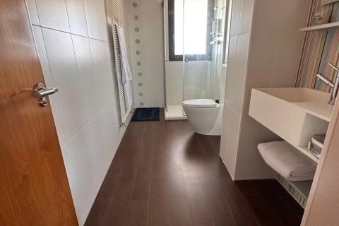 4 bedrooms villa for sale in Alpicat, Lleida, Catalonia, Spain № 5844 - photo 16